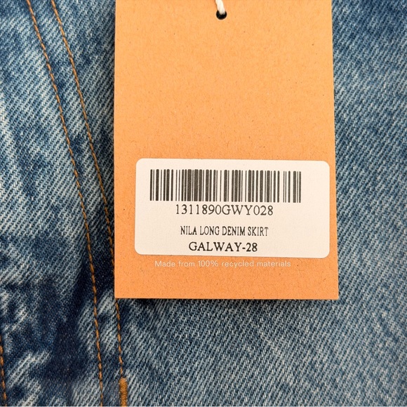 Reformation Nila Long Denim Skirt Ivory - Size 28 - Picture 4 of 7